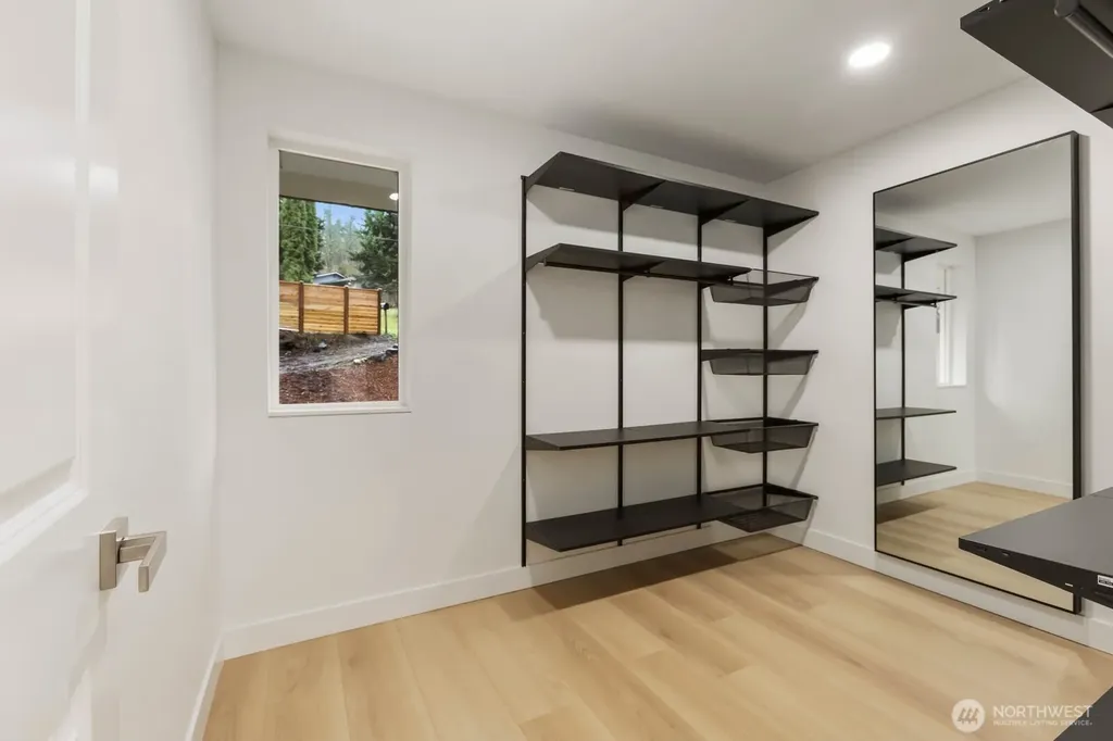 10611 Jovita Boulevard E Edgewood WA 98372