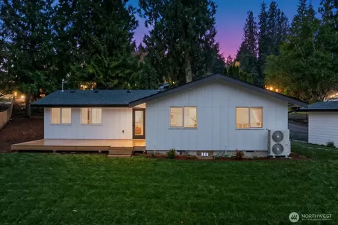 10611 Jovita Boulevard E Edgewood WA 98372