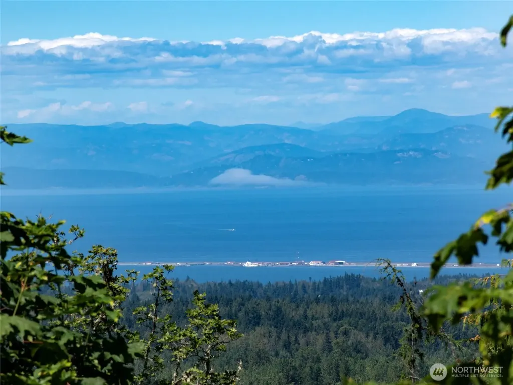 596 Watershed Port Angeles WA 98362