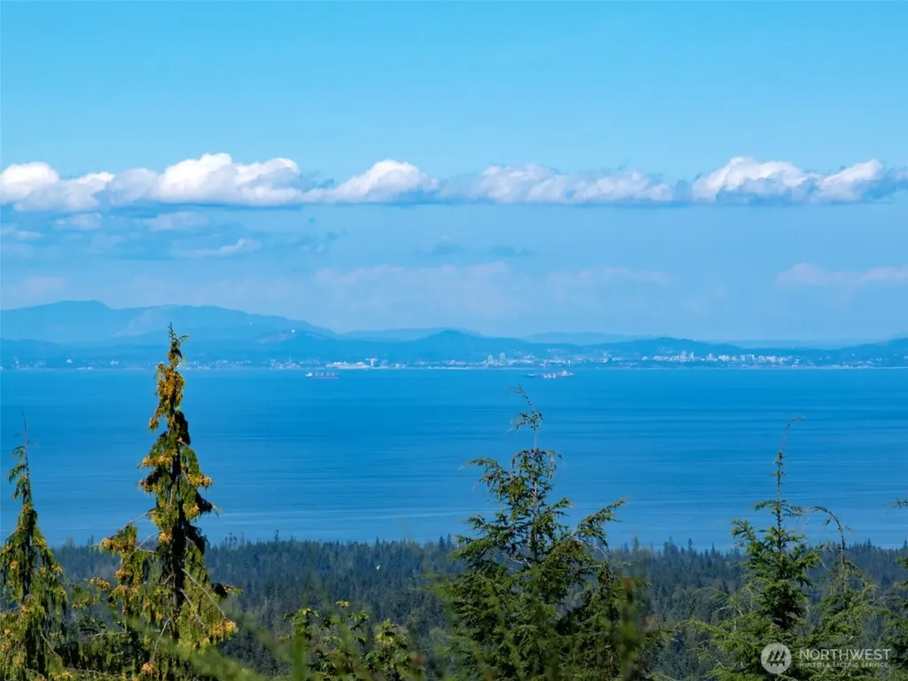 596 Watershed Port Angeles WA 98362