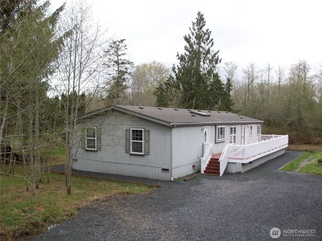 7107 Marine Drive Tulalip WA 98271