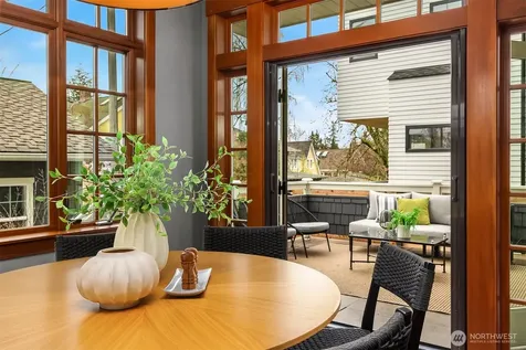 1632 35th Avenue Seattle WA 98122