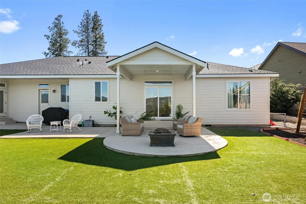 429 Dakota Heights Drive Cle Elum WA 98922