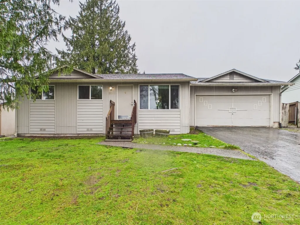 8911 14th Place SE Lake Stevens WA 98258