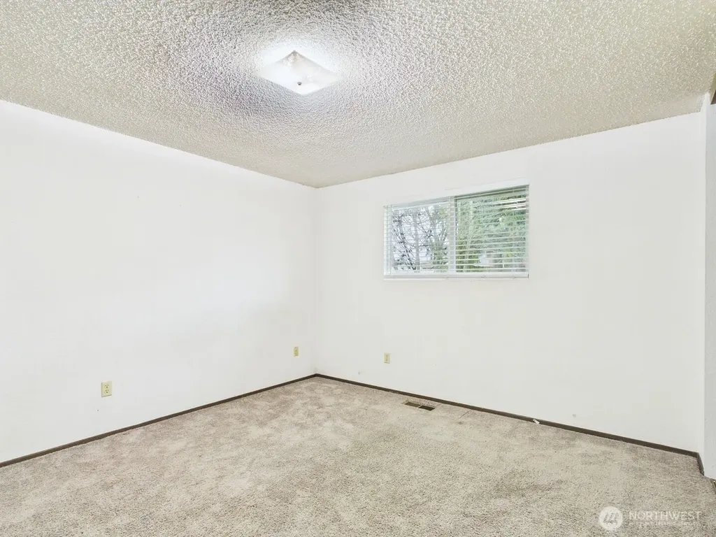 8911 14th Place SE Lake Stevens WA 98258