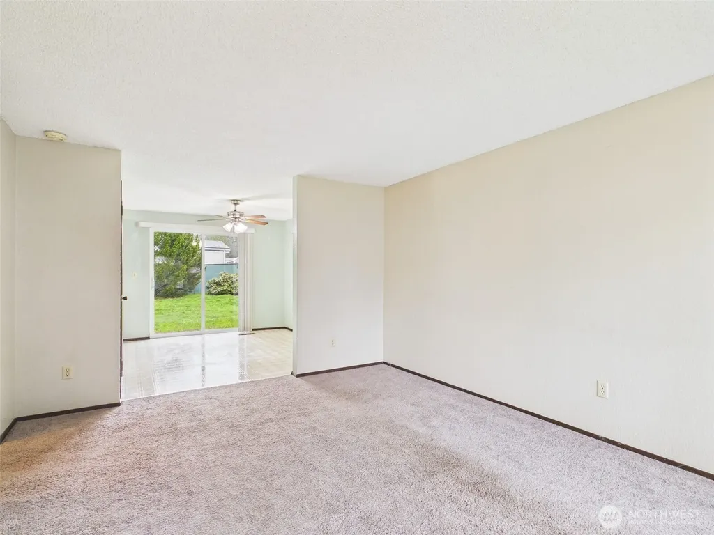 8911 14th Place SE Lake Stevens WA 98258