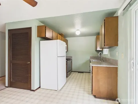 8911 14th Place SE Lake Stevens WA 98258