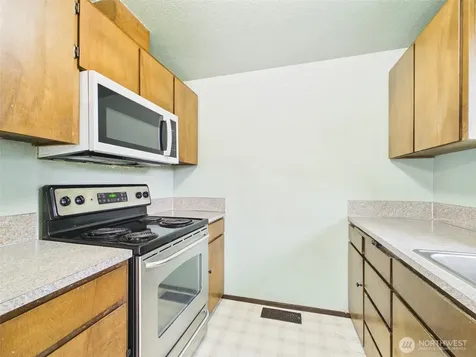 8911 14th Place SE Lake Stevens WA 98258
