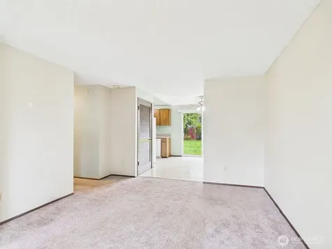 8911 14th Place SE Lake Stevens WA 98258