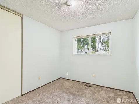 8911 14th Place SE Lake Stevens WA 98258