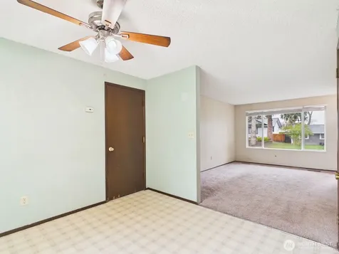 8911 14th Place SE Lake Stevens WA 98258