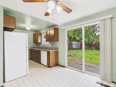 8911 14th Place SE Lake Stevens WA 98258