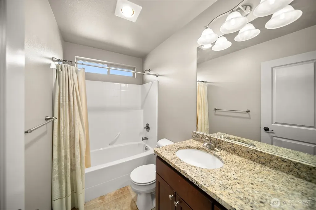 229 Sun Valley Drive Wenatchee WA 98801