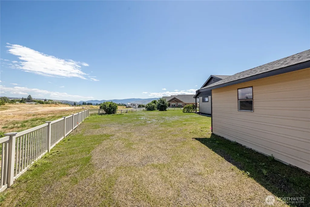 229 Sun Valley Drive Wenatchee WA 98801