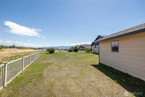 229 Sun Valley Drive Wenatchee WA 98801