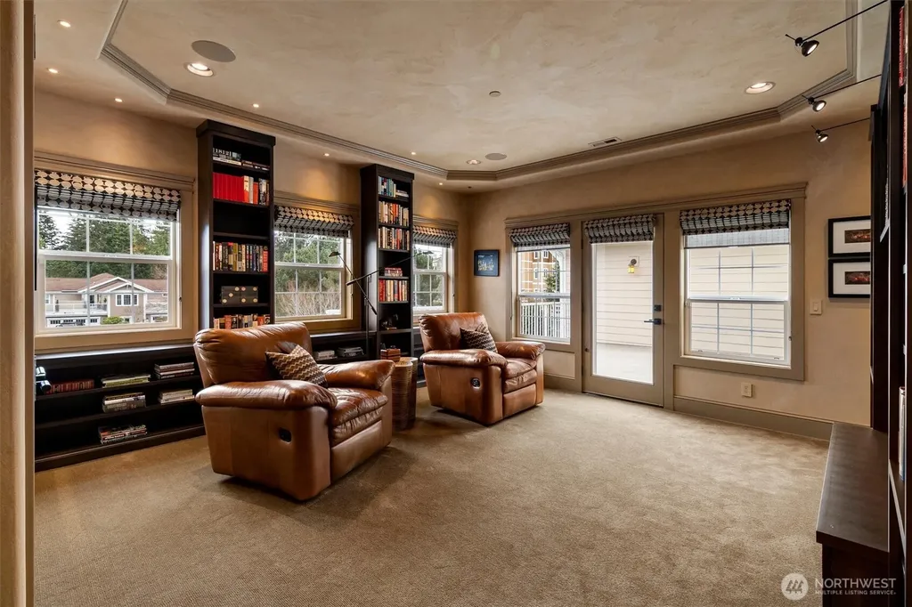 2305 Sundown Court Anacortes WA 98221
