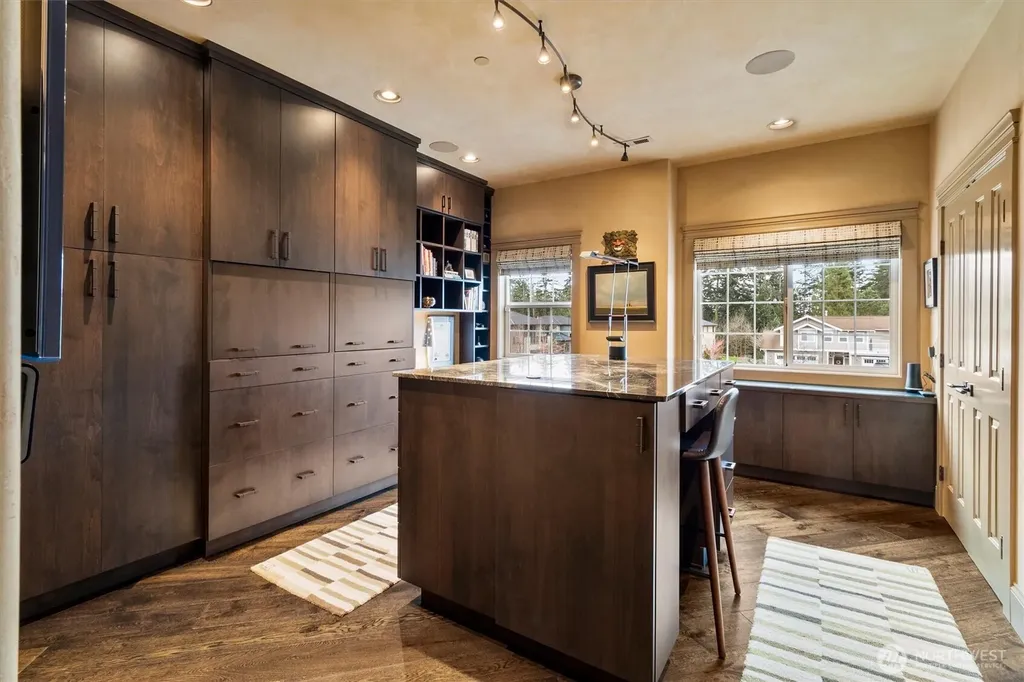 2305 Sundown Court Anacortes WA 98221