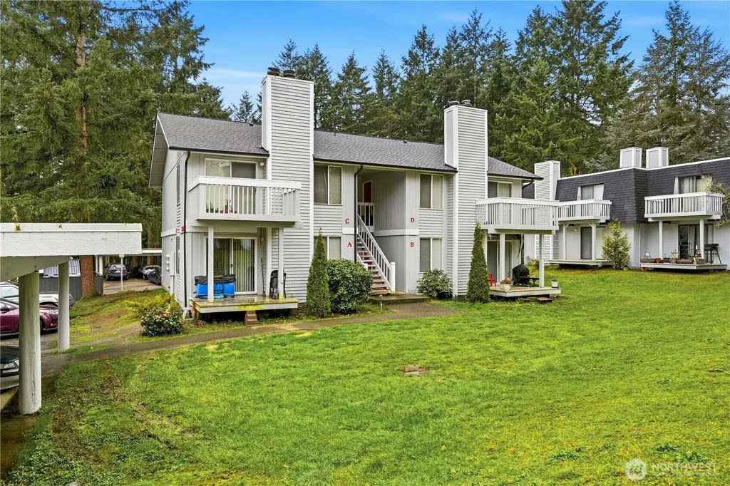 34027 1st Place S Federal Way WA 98003