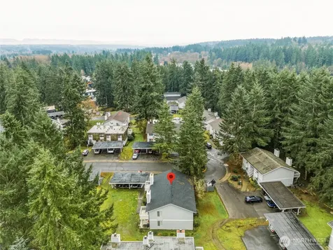 34027 1st Place S Federal Way WA 98003