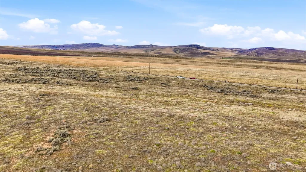 0 W Sr 24 Sunnyside WA 98944