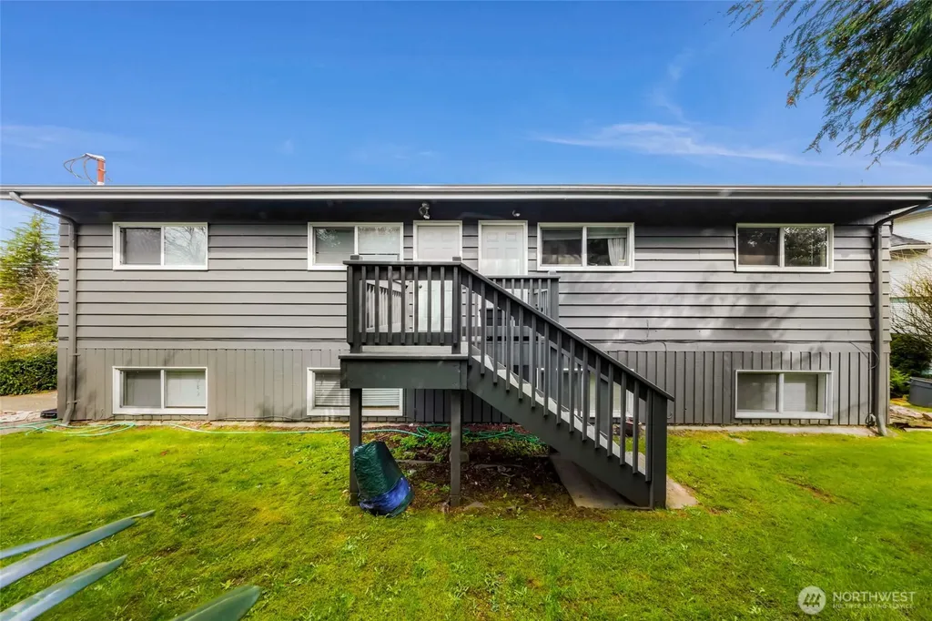 800 E Maple Street Bellingham WA 98225