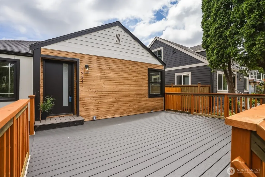 7934 20th Avenue SW Seattle WA 98106