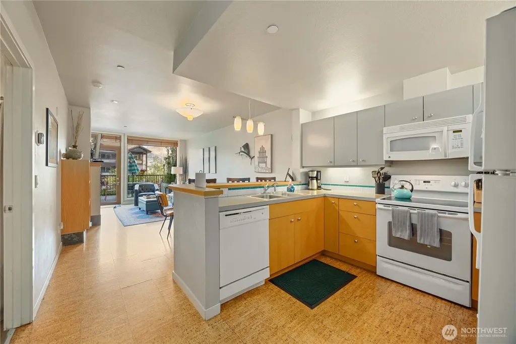 2220 W Woodin Avenue Chelan WA 98816
