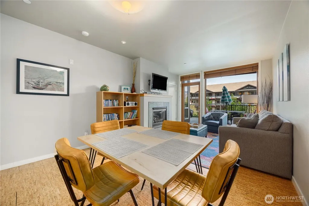 2220 W Woodin Avenue Chelan WA 98816