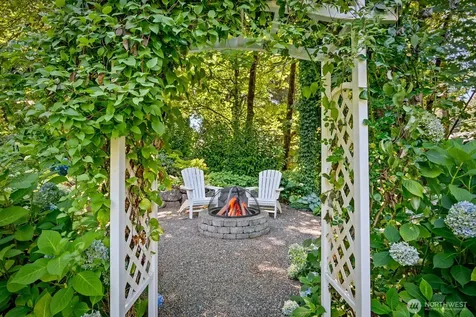18235 NE 196th Court Woodinville WA 98077