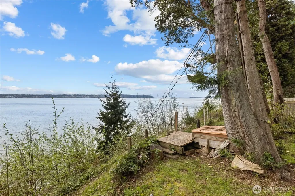 3817 Bells Beach Road Langley WA 98260