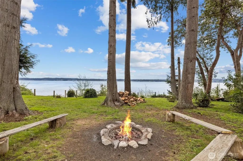 3817 Bells Beach Road Langley WA 98260