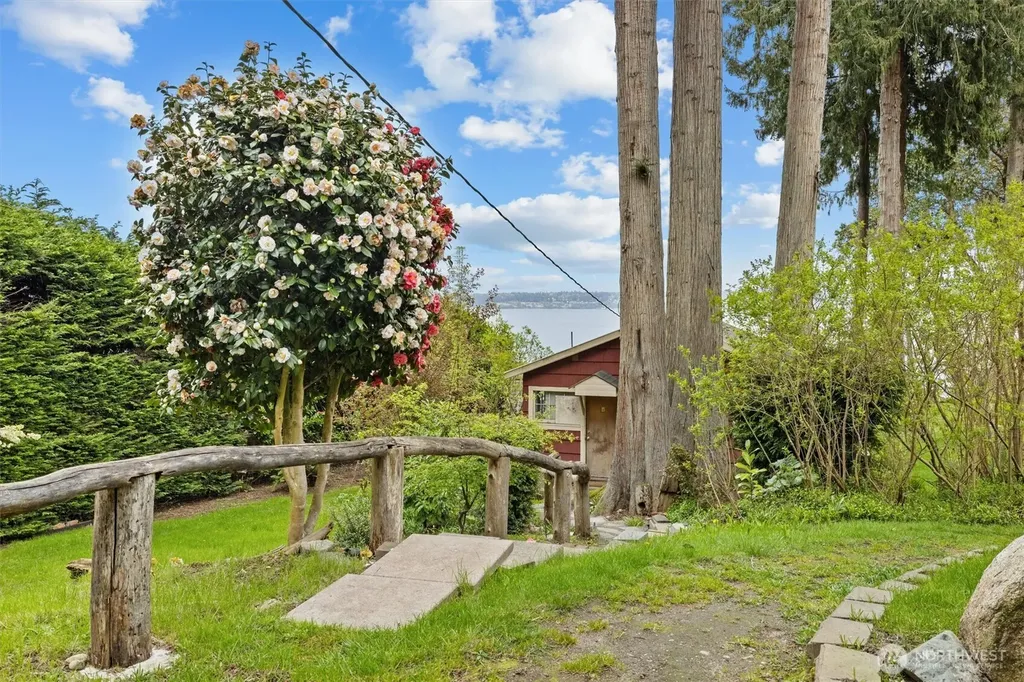 3817 Bells Beach Road Langley WA 98260