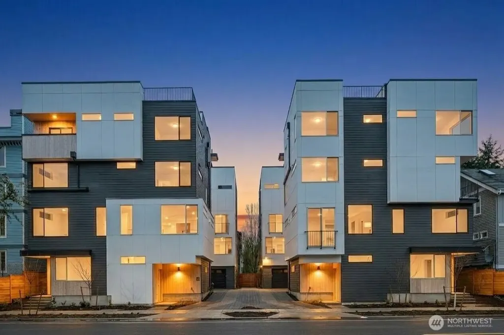 1125 10th Avenue E Seattle WA 98102