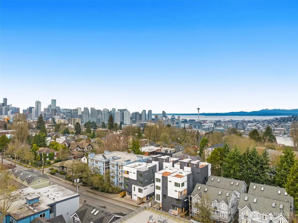 1125 10th Avenue E Seattle WA 98102