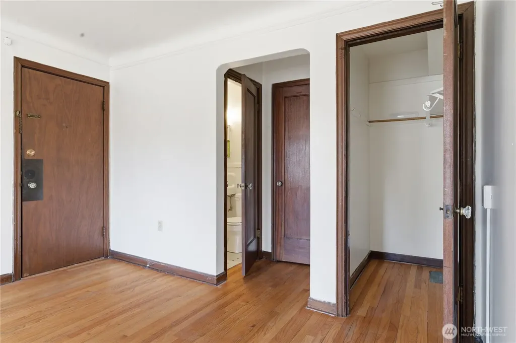 8008 Greenwood Avenue N Seattle WA 98103