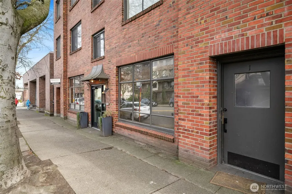 8008 Greenwood Avenue N Seattle WA 98103