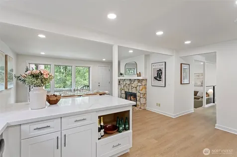 4800 152nd Place SE Bellevue WA 98006