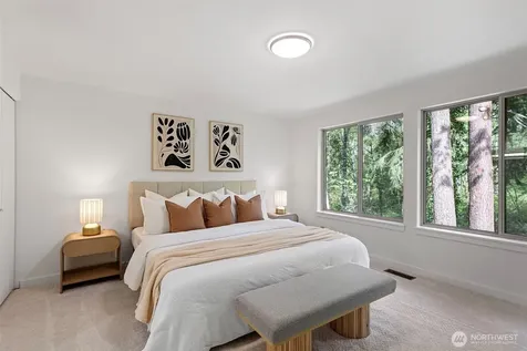 4800 152nd Place SE Bellevue WA 98006