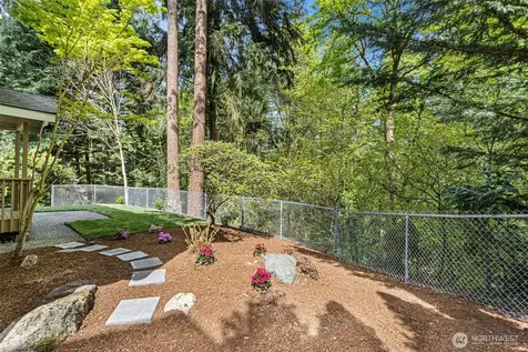 4800 152nd Place SE Bellevue WA 98006