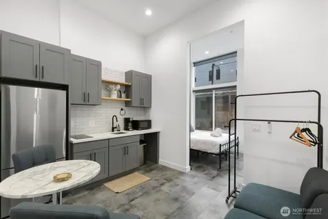3026 SW Charlestown Street Seattle WA 98126