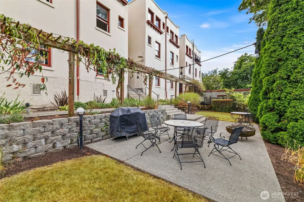 2915 Franklin Avenue E Seattle WA 98102