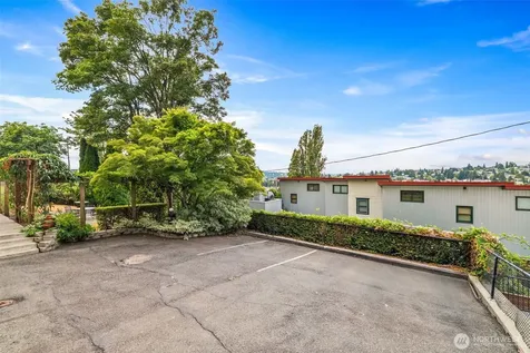 2915 Franklin Avenue E Seattle WA 98102
