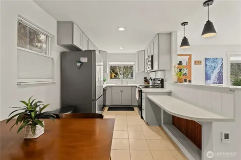 8053 16th Avenue NW Seattle WA 98117