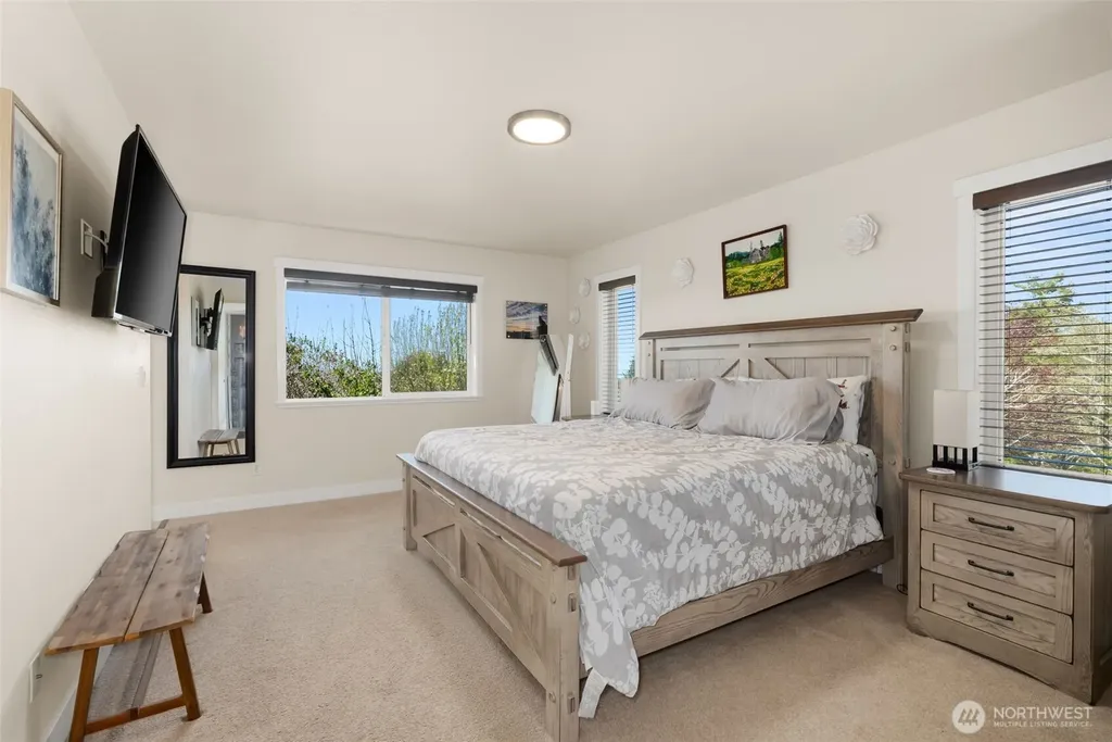 24 Jacalyn Lane Grayland WA 98547