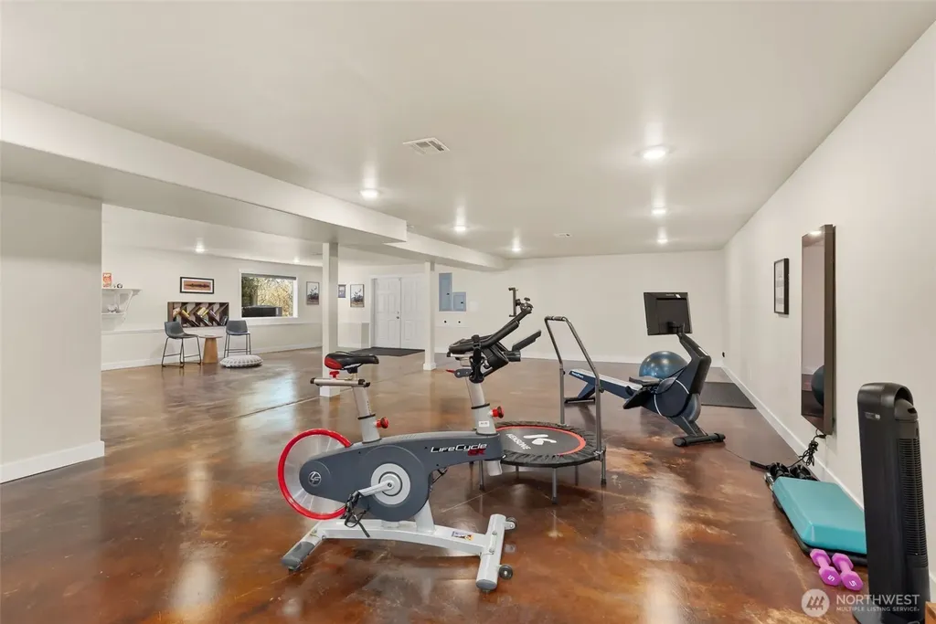 24 Jacalyn Lane Grayland WA 98547