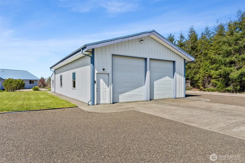 24 Jacalyn Lane Grayland WA 98547