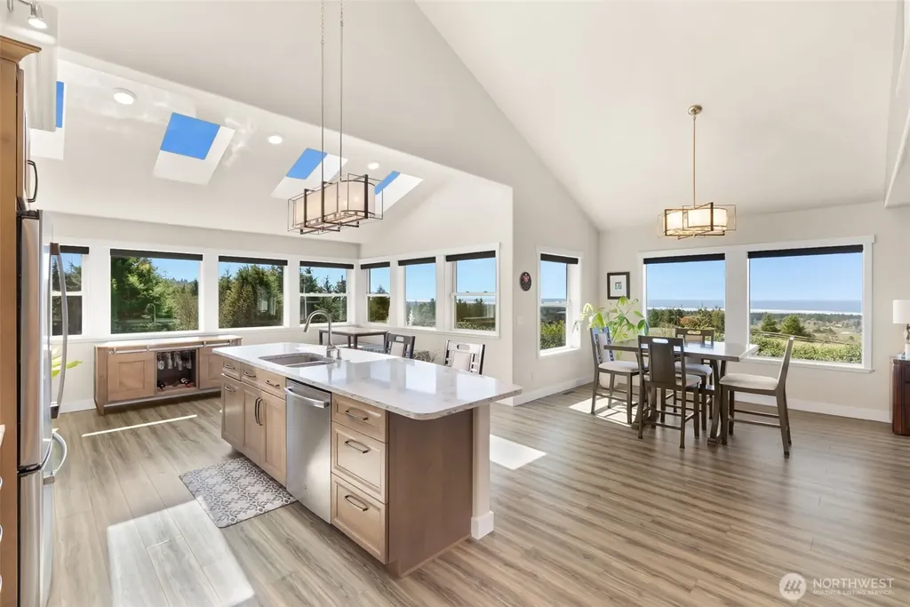 24 Jacalyn Lane Grayland WA 98547