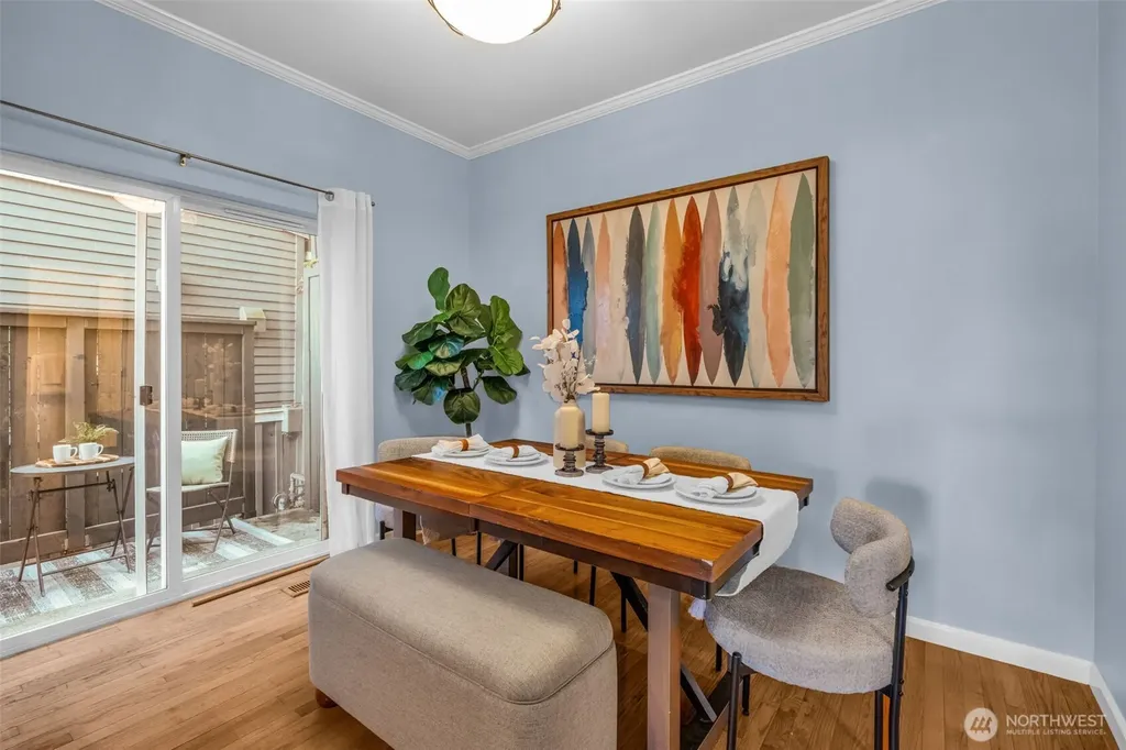 1541 Cherrylane Place S Seattle WA 98144