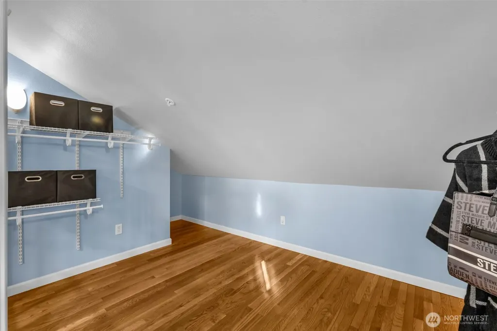1541 Cherrylane Place S Seattle WA 98144