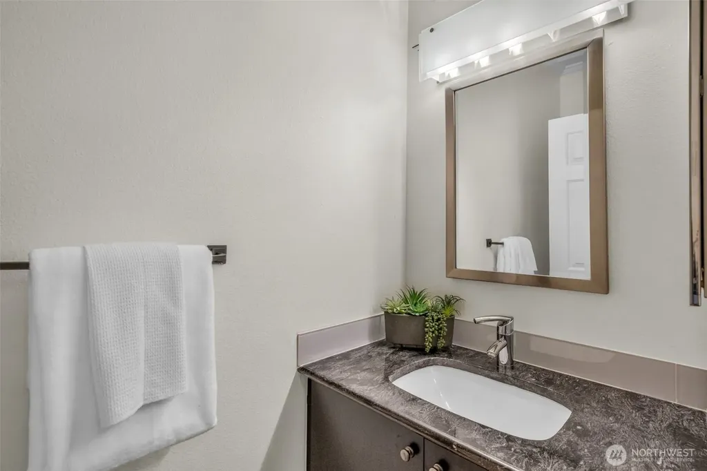 1541 Cherrylane Place S Seattle WA 98144